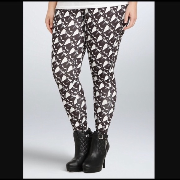 torrid Pants - Torrid Star Wars Darth Vader Leggings Her Universe
